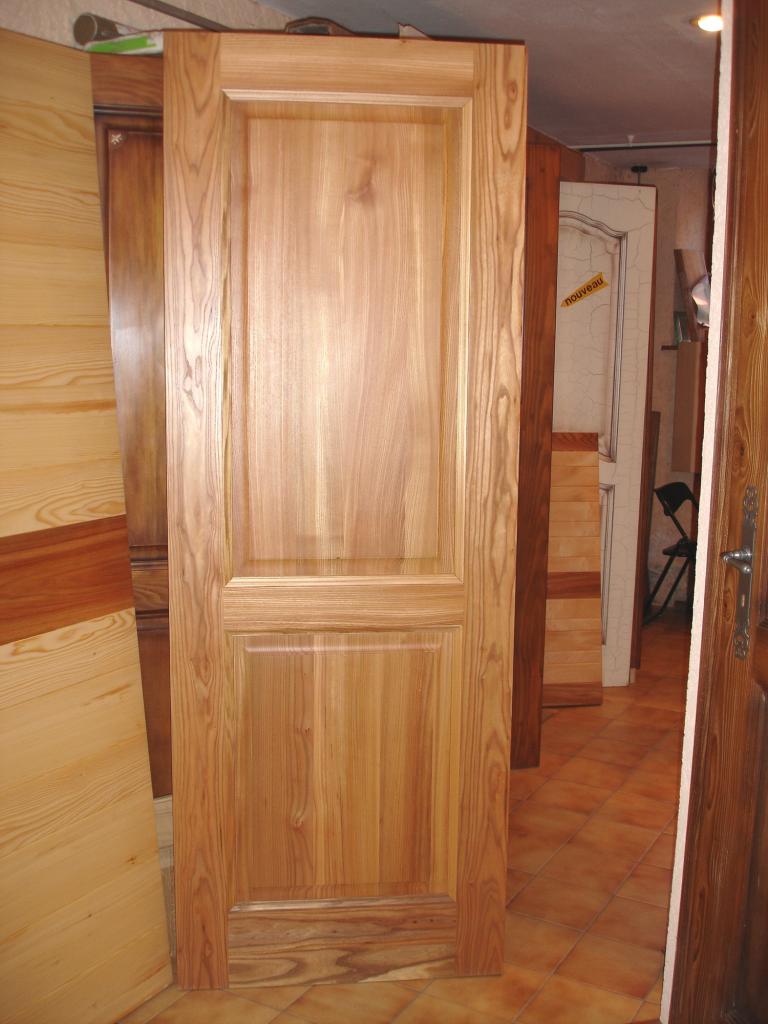 Porte en orme